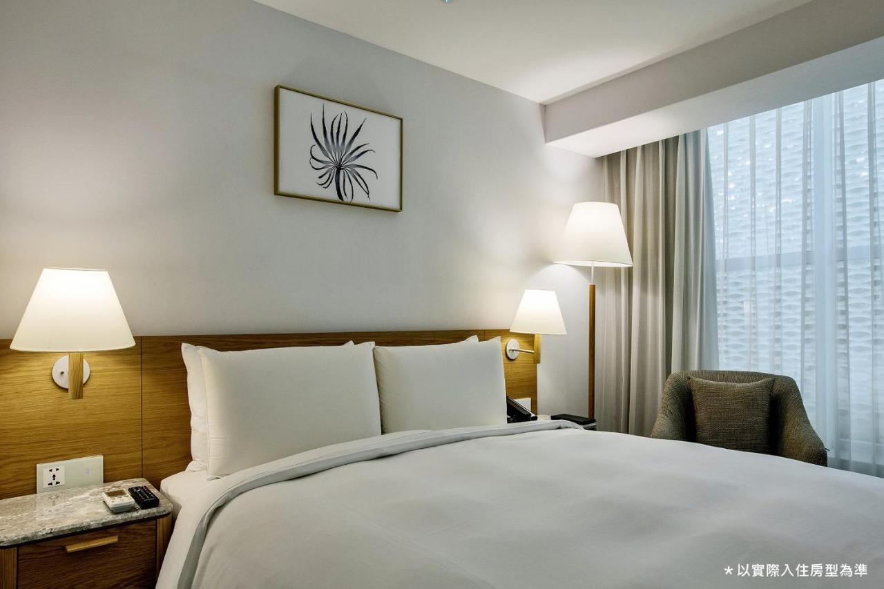 Hotel The Carlton Taichung Esterno foto