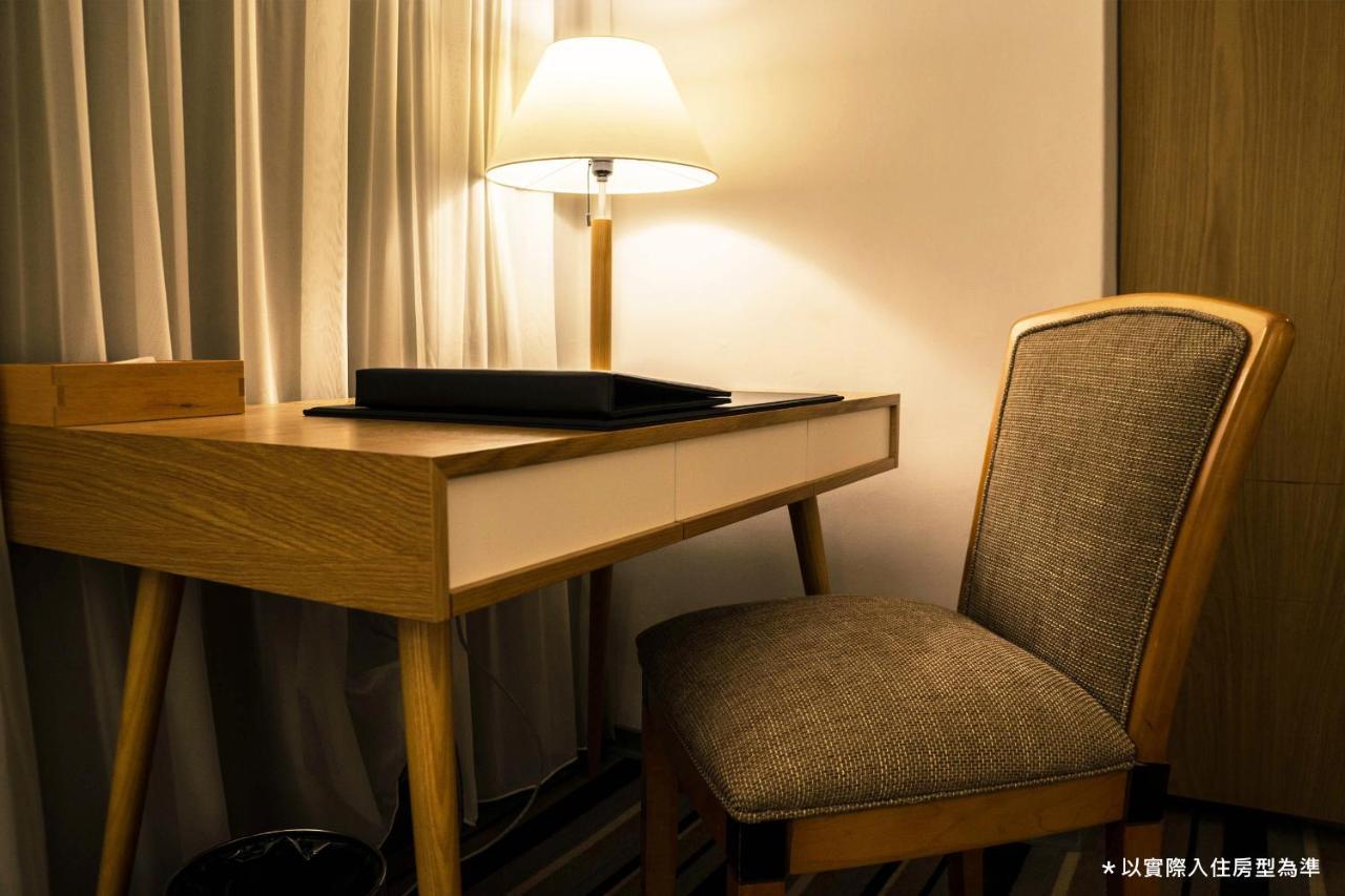 Hotel The Carlton Taichung Esterno foto